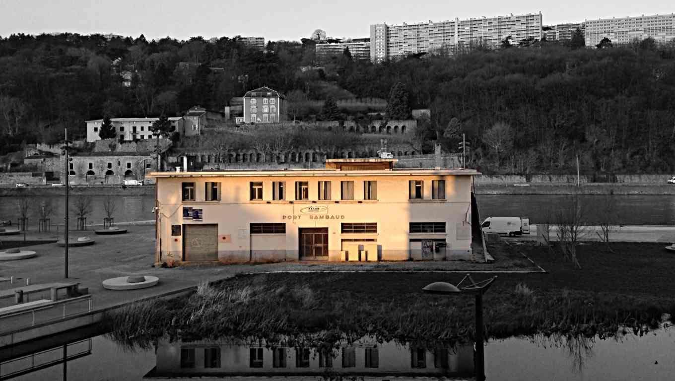 CAPITAINERIE: LYON CONFLUENCE