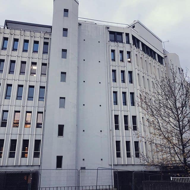 BUREAUX BANQUE (69)